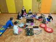 Šroubujeme, zatloukáme, vrtáme a řežeme -polytechnika ve školce